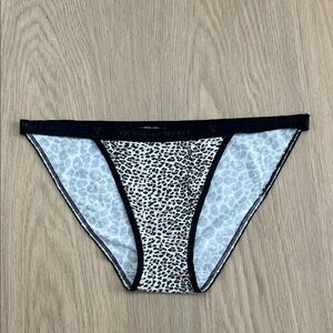 Victoria's Secret String Bikini Panty S